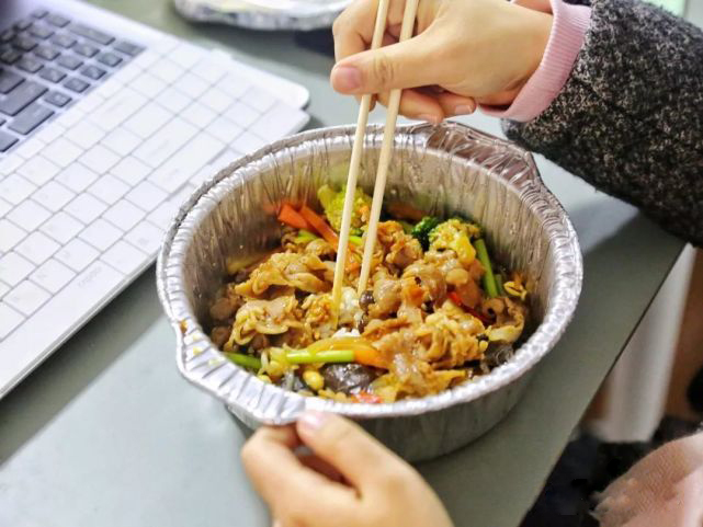Wood-Free Solutions Leading Disposable Tableware Evolution